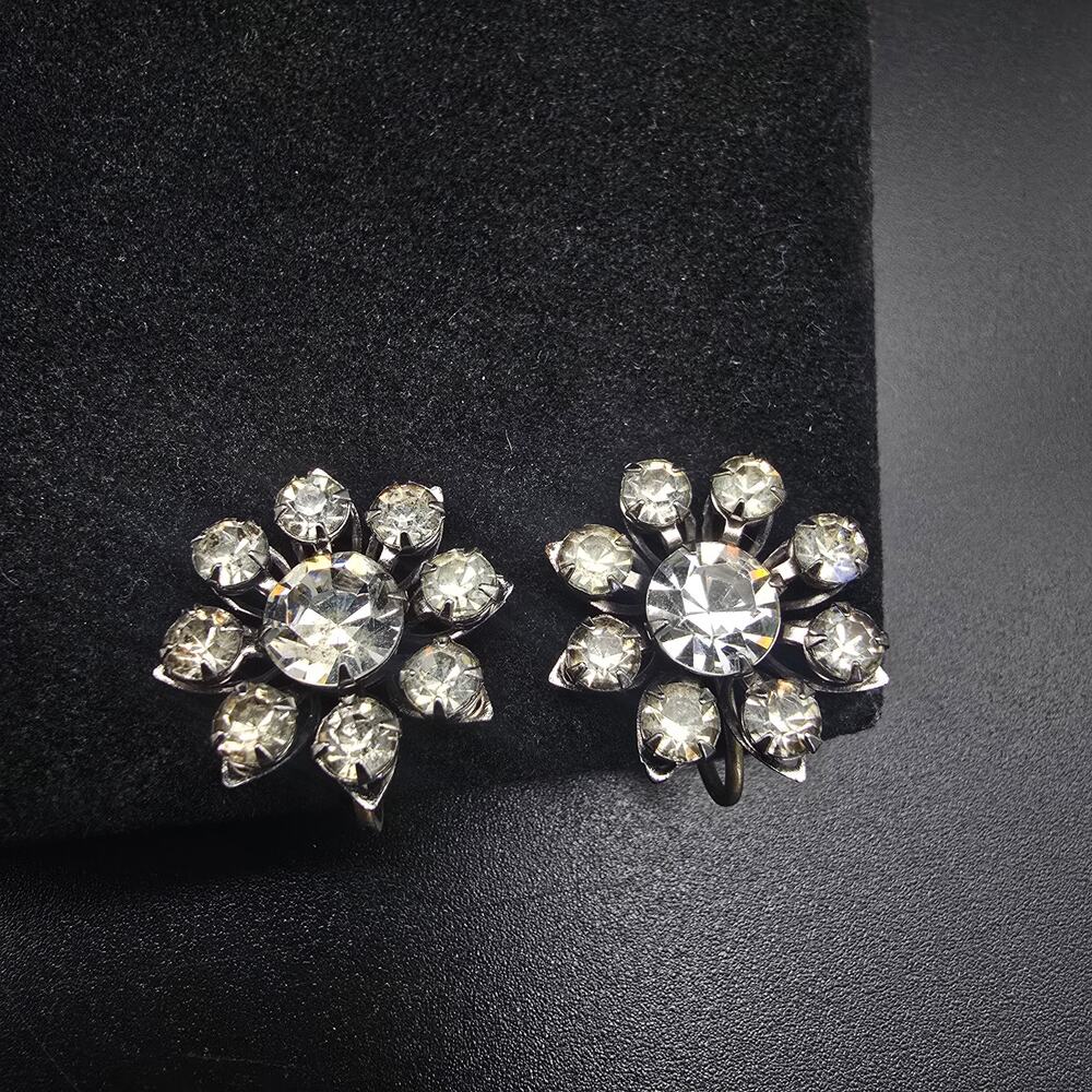 Clear Rhinestone Flower Screw Back Earrings Vintage Costume Jewelry